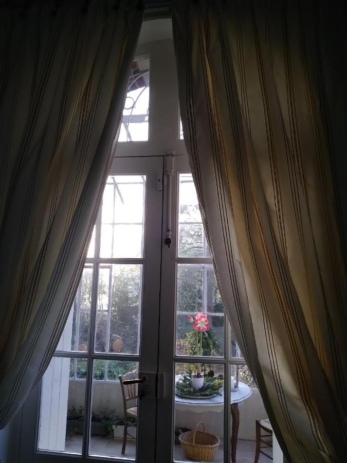 Le Manoir Des Rochers Bouere Exteriör bild